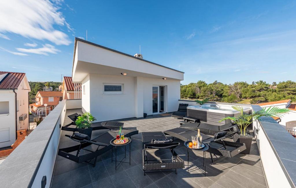 Luxurioeses Penthouse Welle Mit Whirlpool, Grill Und Meerblick Vir Exterior foto